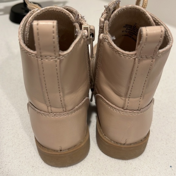Old navy toddler girls zip up boots - Picture 3 of 6